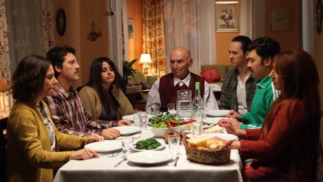 Mutlu Aile Defteri izle